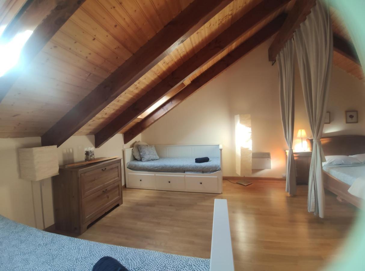 Duplex Familiar Izarraitz Apartment Villanua Ngoại thất bức ảnh